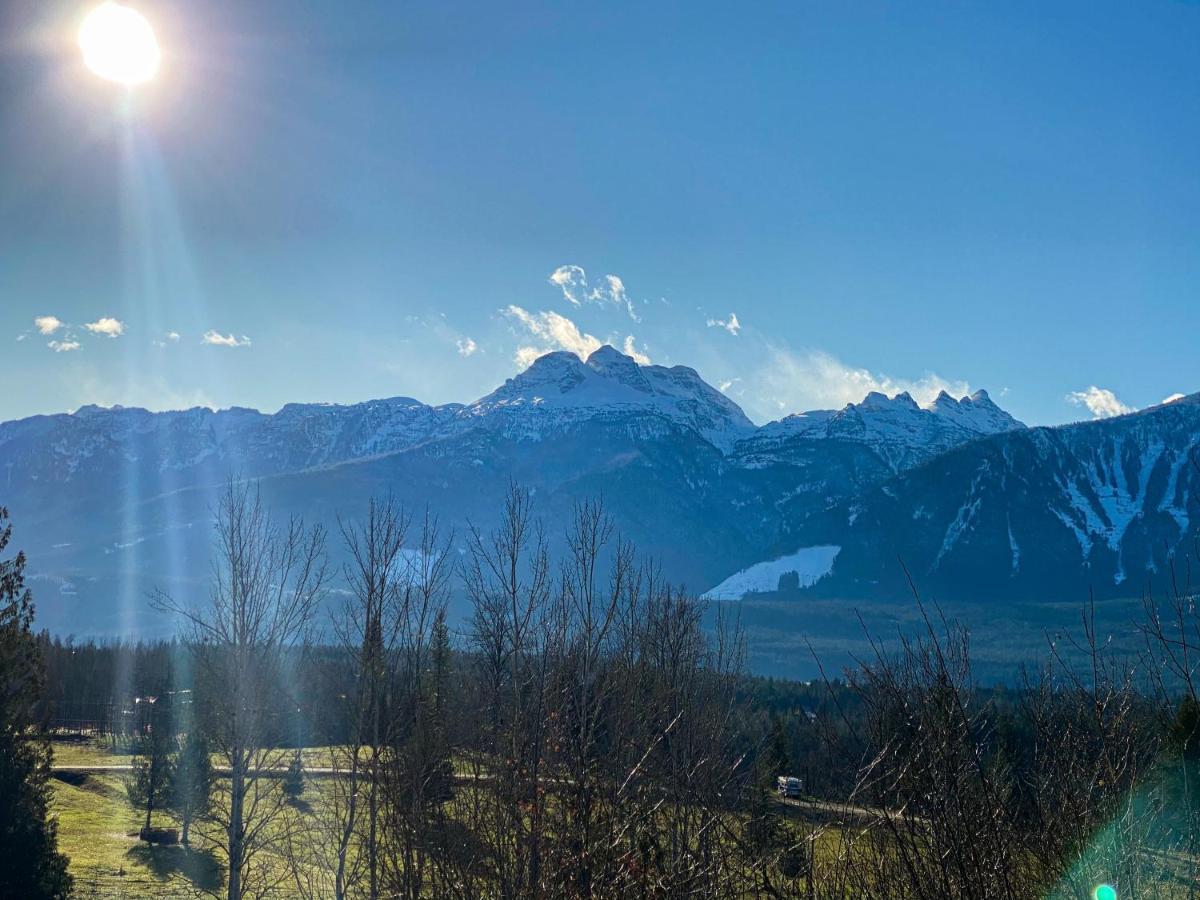 Coast Hillcrest Hotel Revelstoke Exterior foto