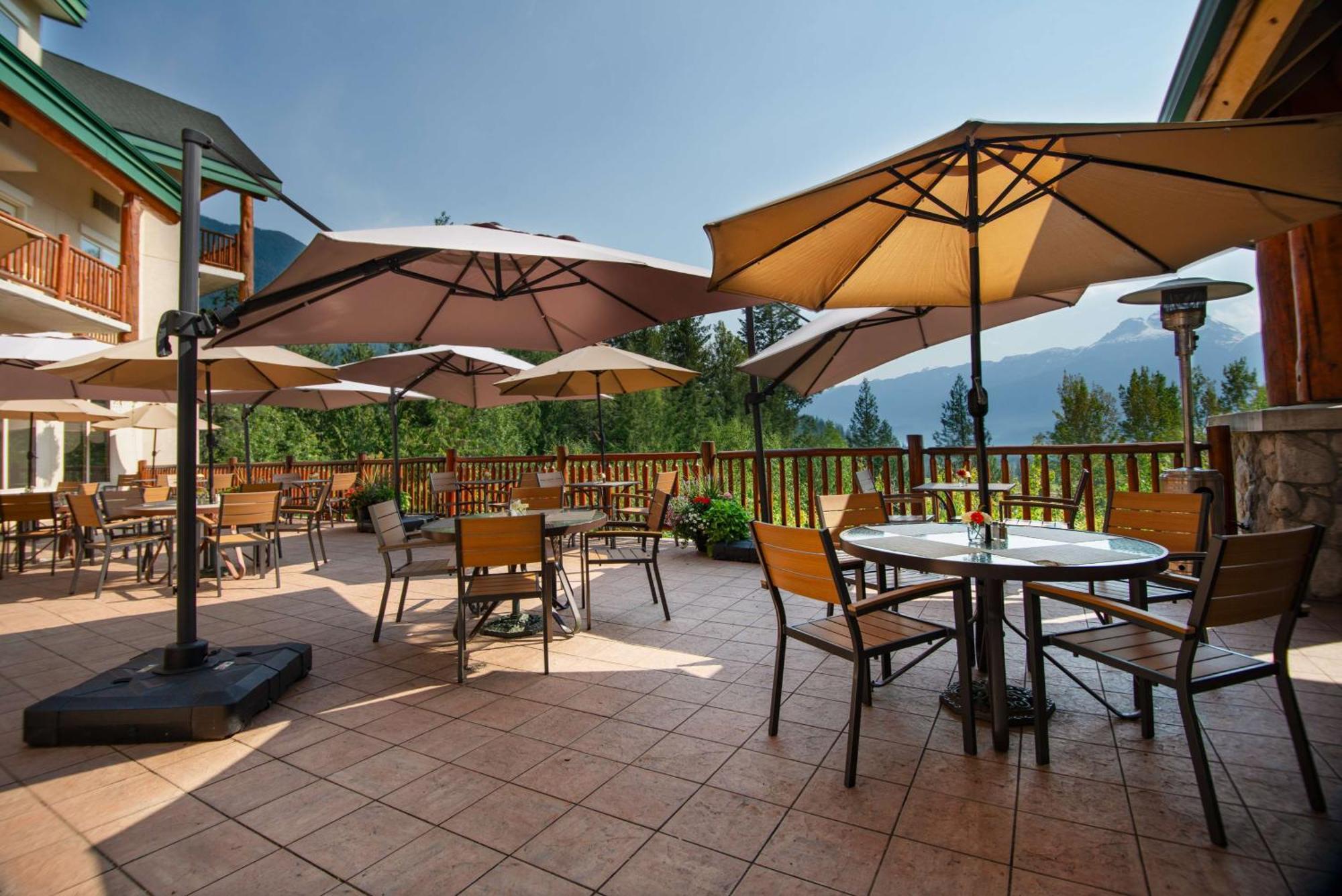 Coast Hillcrest Hotel Revelstoke Exterior foto